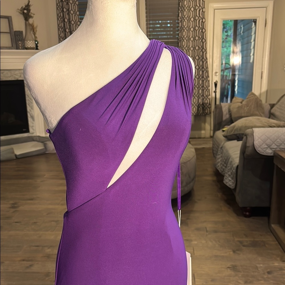 Mac Duggal Purple Asymmetrical One-Shoulder Gown - Picture 4 of 13
